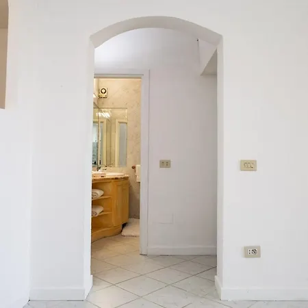 Apartmán Steps From The With Views And Big Patio! Baia Sardinia