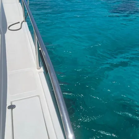 Steps From The With Views And Big Patio! Apartmán