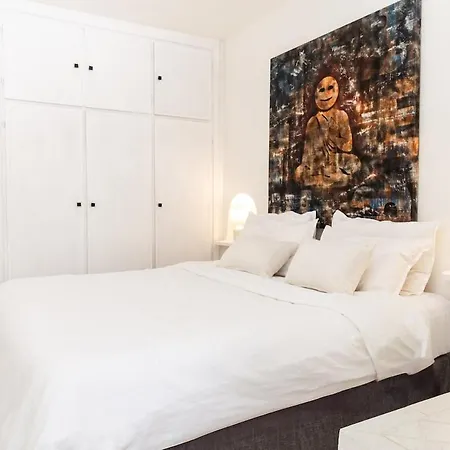 Steps From The With Views And Big Patio! Apartmán